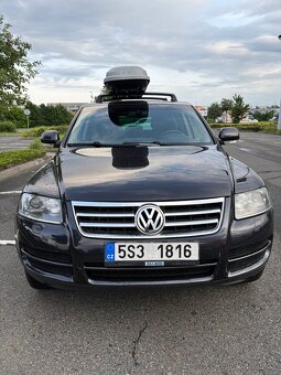 Volkswagen Touareg - 2