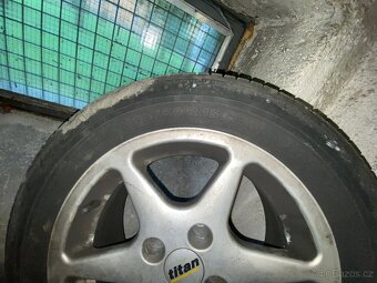 Letní pneumatiky 205/60 R15 na dojetí - 2
