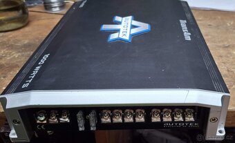 Zesilovač do auta Autotek - 2