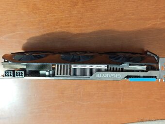 Starší grafika AMD Radeon 7950 3GB 384bit - 2
