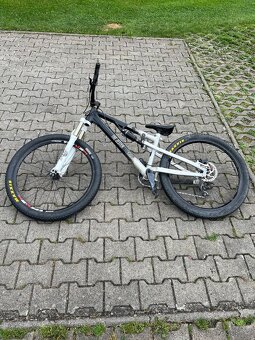 Slopestyle dirt kolo rose the jester fox 32 - 2