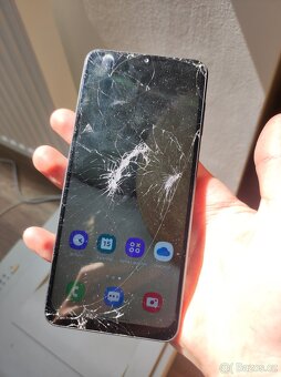 Koupím váš starý telefon klidně i rozbitý - 2