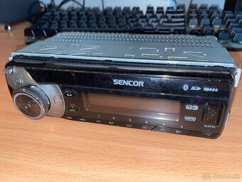 Autorádio s Bluetooth zn. Sencor - 2