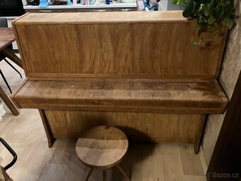 Pianino Petrof - 2