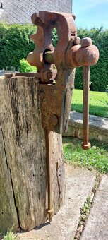 Svěrák kovářský - 2