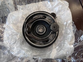 Stadion S11,S22, Jawetta - brzdový štít a pakny - 2