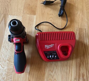 Milwaukee aku vrtačka M12 Fpd2 - 2