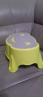 Stupátko, stupínek k umyvadlu - 2