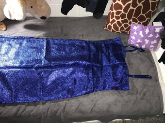 Dlouhé plesové šaty - 2