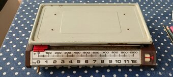 Retro kuchyňská váha - 2