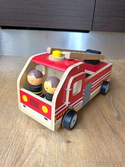 Dřevěné hasičské auto - 2