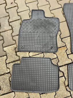 Gumové koberce Octavia 3 - 2