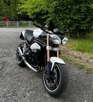 Triumph Speedtriple 1050 - 2