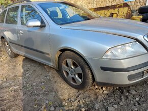 Skoda Octavia 2 combi , 1.6 fsi, levne dily - 2