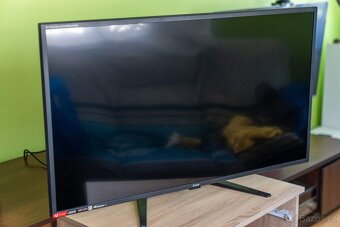 42,5" herní monitor iiyama G-Master - 2