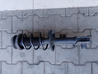 Přední tlumiče Suzuki SX4 06-13 - 2
