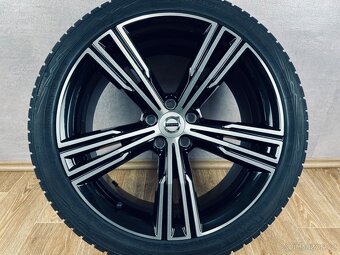 TOP kola zimní Volvo S60 R19 originál - 2