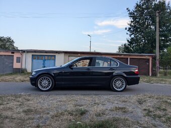 BMW 330 XI - 2