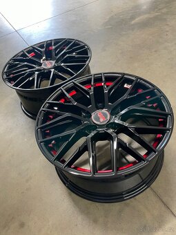 MAM RS4 R18” 5x120 - 2