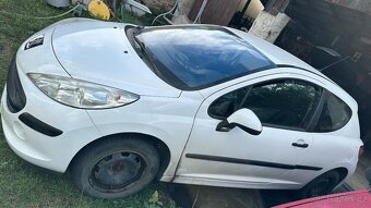 Peugeot 207 1.4 hdi - 2