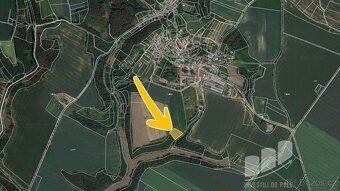 Prodej specifického pozemku 3 634 m², Lobeč - 2