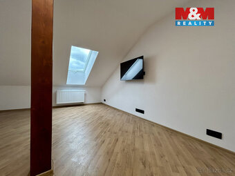 Pronájem bytu 1+kk, 22 m², Klatovy - 2