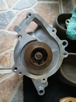 Vodní pumpa opel - 2