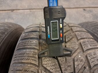 4ks Zimní pneu 225/60/17 Hankook (Z280) - 2