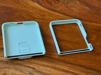 Samsung Galaxy Z Flip5 Silikonový kryt s držákem na prst Min - 2