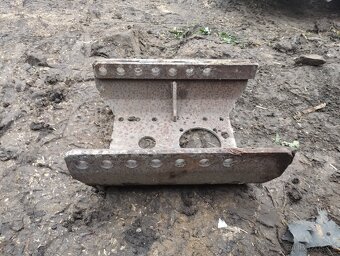 Zetor konzole závěsu - 2