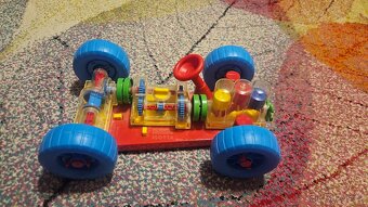 Isotta Discovery car - naučná hračka - 2