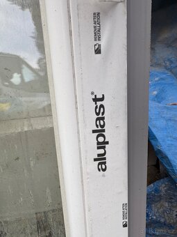 Prodám plastové okno - 2