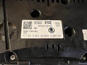 Škoda Octavia III 3 - Budíky / 5E0920781B - 2