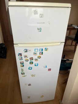 Dvoudvéřová chladnička Philco PT 2272 - 2