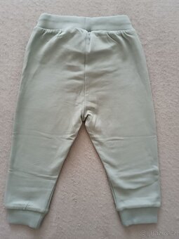 Tepláky Lindex vel. 62-74 - 2