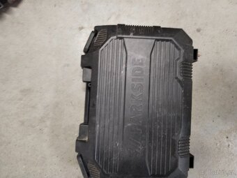 Parkside vibrační bruska - 2