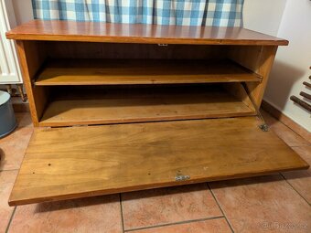 Skříňka / botník - 2