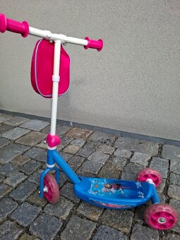 Tříkolová koloběžka FROZEN - 2