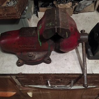 Prodam svěráky - 2