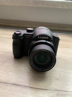 Panasonic LUMIX FZ7 - 2