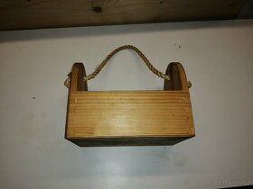 Dřevěný nosič na menážky a příbory - 2