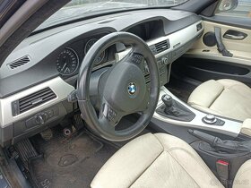 BMW e91 330d manuál 170kw - 2