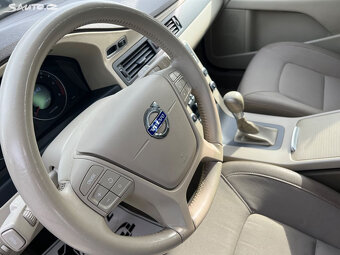 Volvo V70, 1.6D-NAPROSTO PEREKTNÍ-STAV - 2