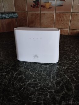 Anténa Wi-Fi Vodafone+modem, set-top box O2TV+ovladač - 2