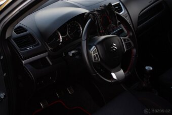 Suzuki Swift Sport najeto 20400km - 2