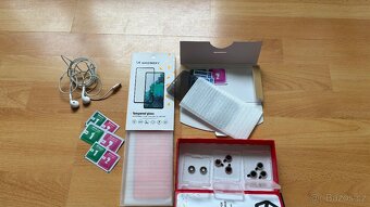 iPhone 12 red, 64 gb. - 2