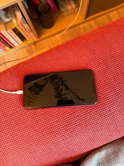 iPhone 11 64gb red - 2