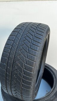 2x zimní pneu - 235/45 R18 98V - CONTINENTAL - 6mm - 2