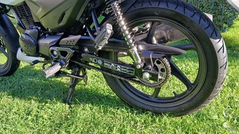 Honda CBF 125 najeto 9425 km  - 2