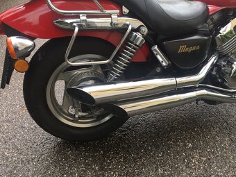 Honda Magna VF 750 C,Servisní knížka - 2